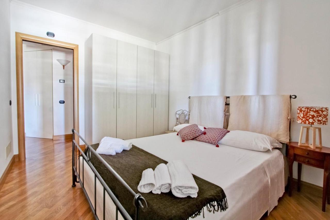 רומא Cozy Terrace Apt Close To Eataly And Metro Piramide מראה חיצוני תמונה