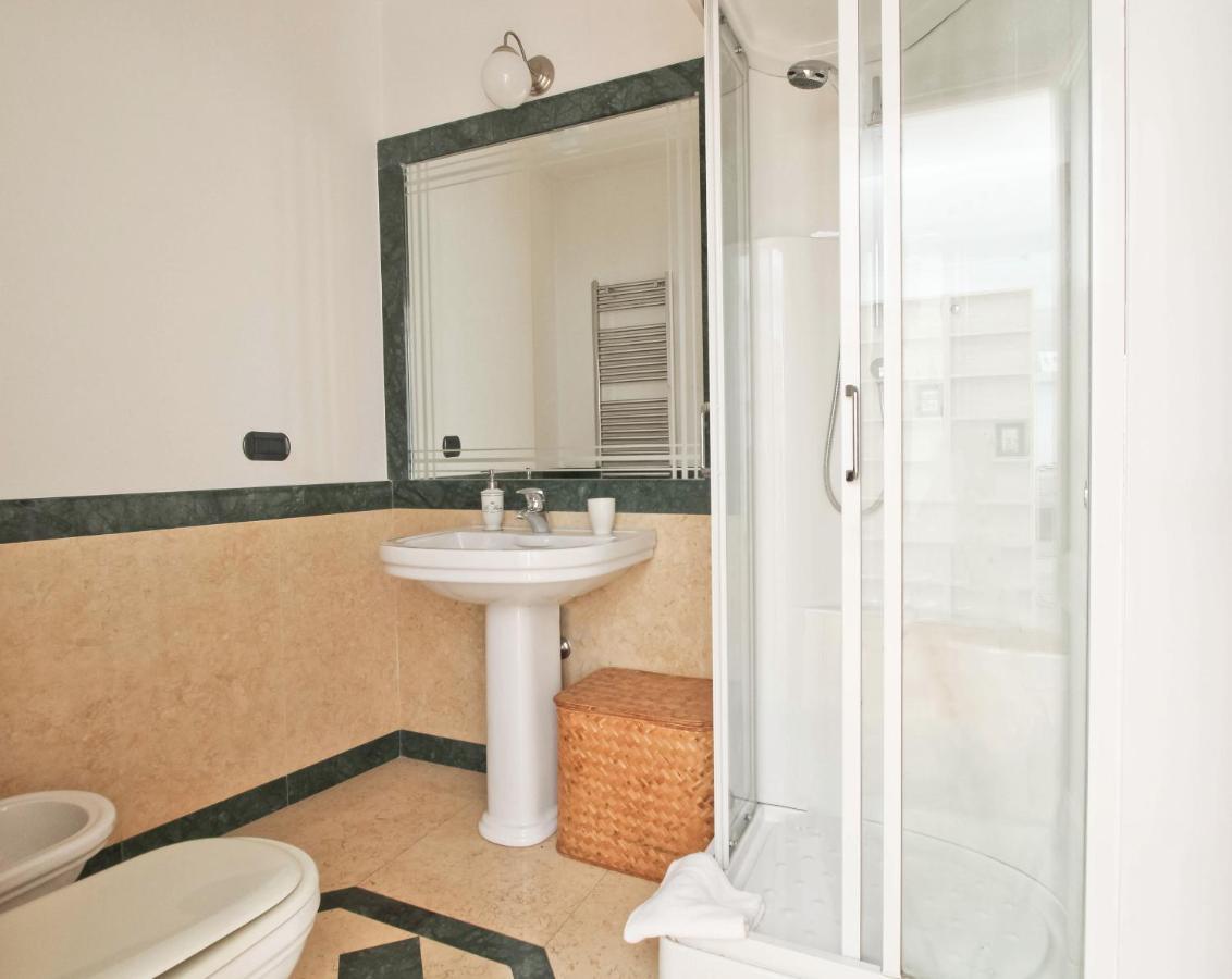 רומא Cozy Terrace Apt Close To Eataly And Metro Piramide מראה חיצוני תמונה